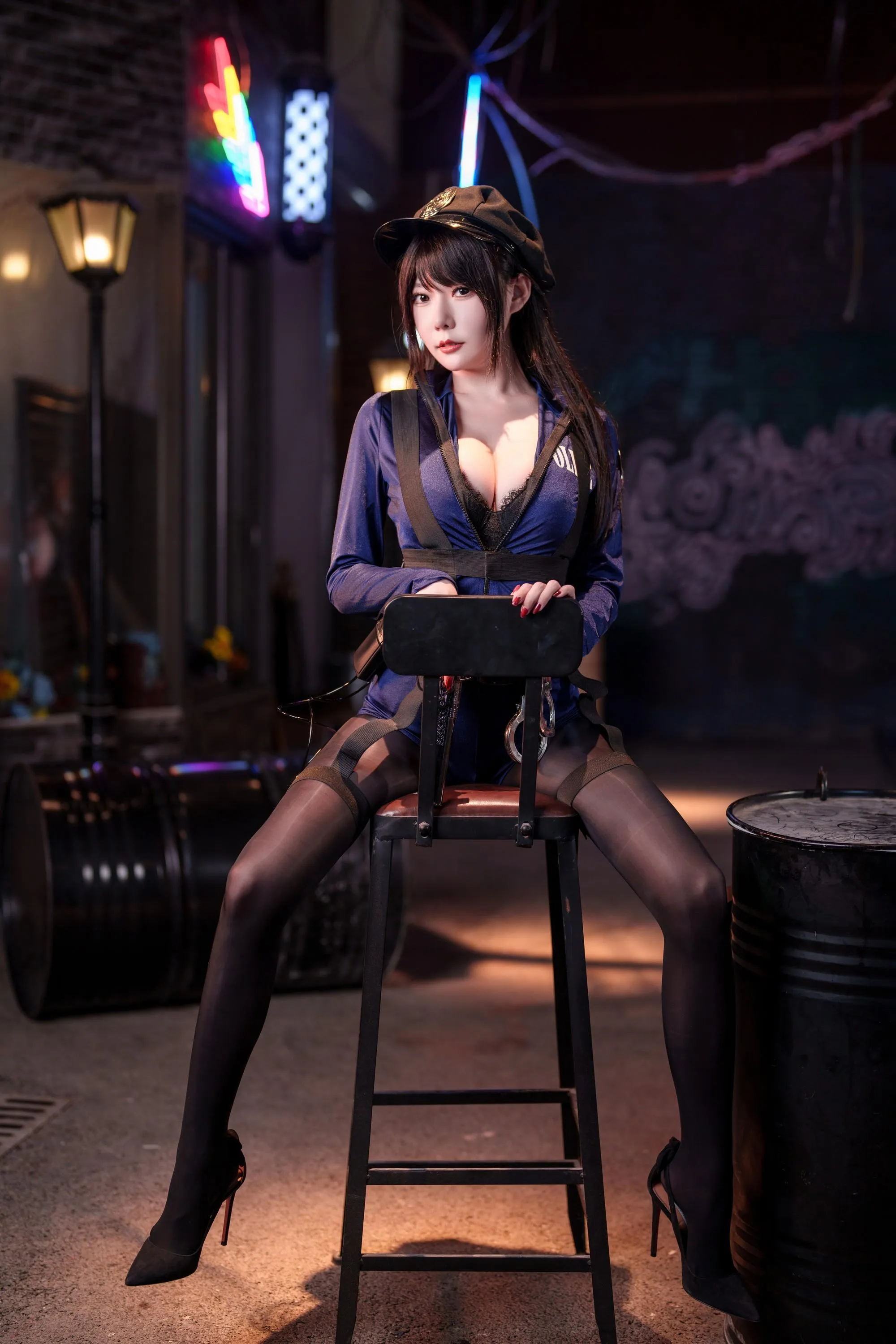 香草喵露露 – NO.59 十一月舰长 女警 [40P]插图3